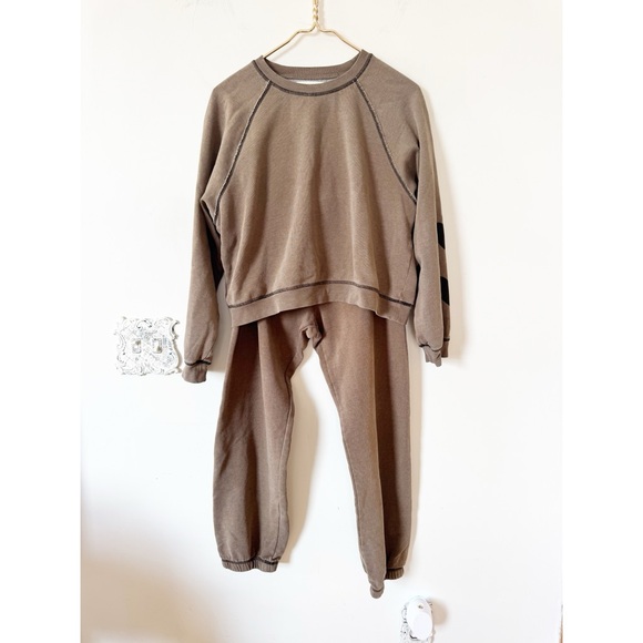 Saltwater Luxe Lounge Set Brown Heart Kevvy Sweatshirt and Elara Pants S / M - Picture 6 of 13